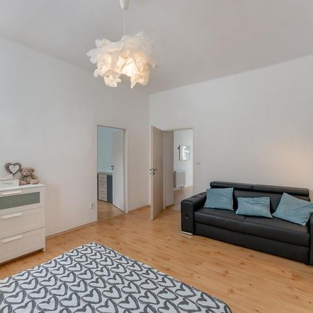 Apartman S Terasou Olmütz Exterior foto